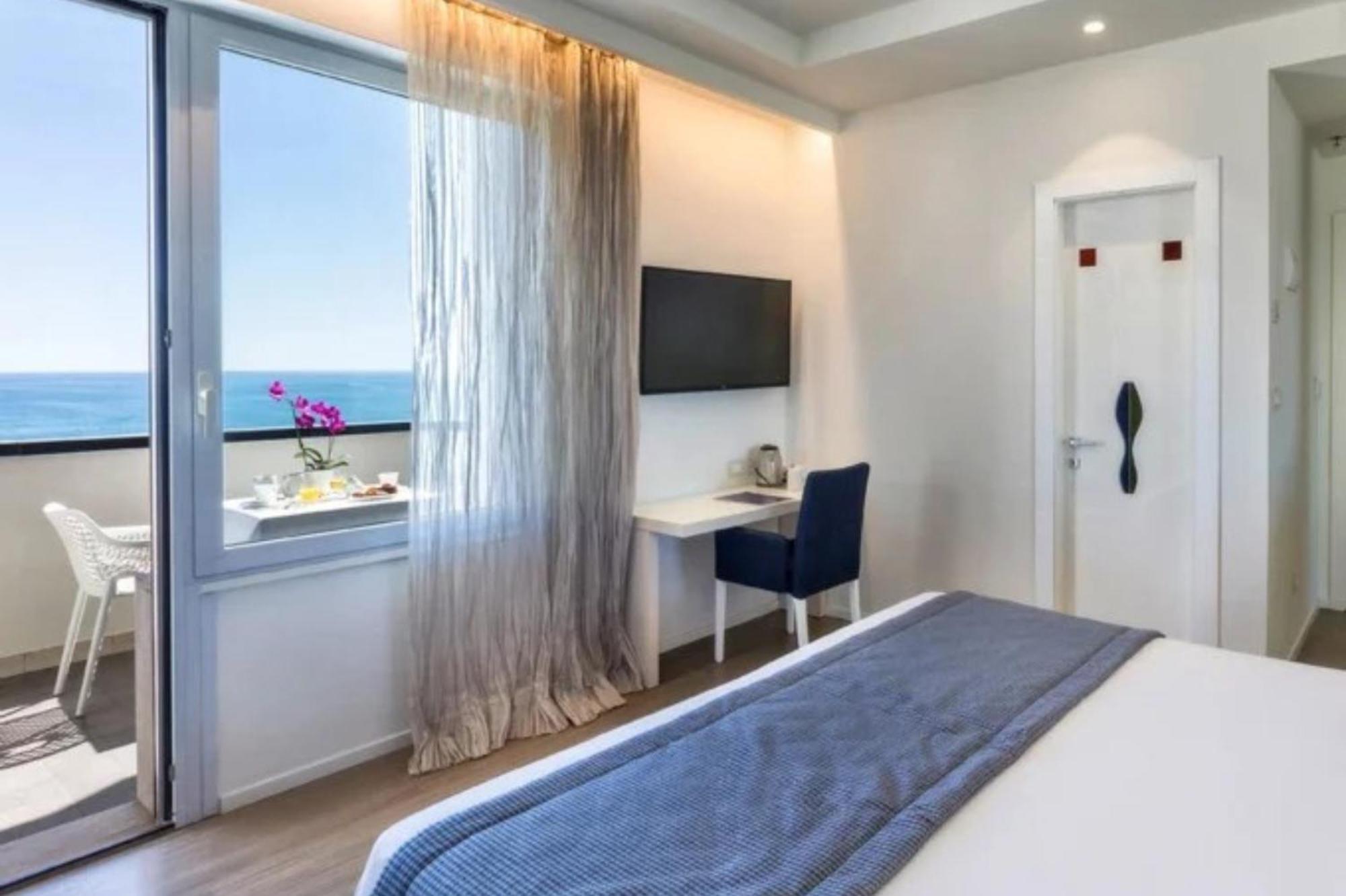 Hotel Nautico Riccione Esterno foto