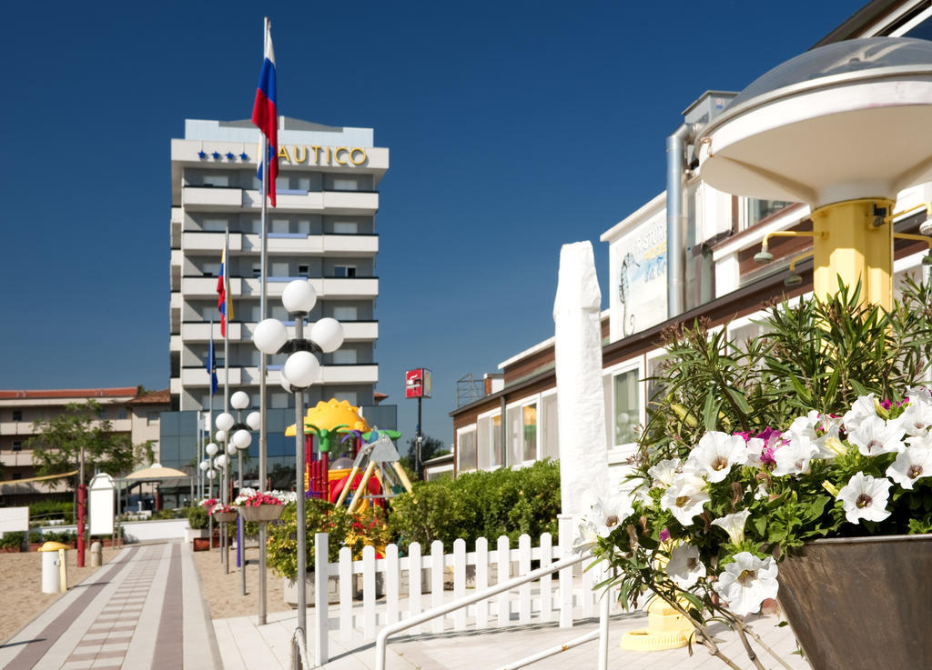 Hotel Nautico Riccione Esterno foto