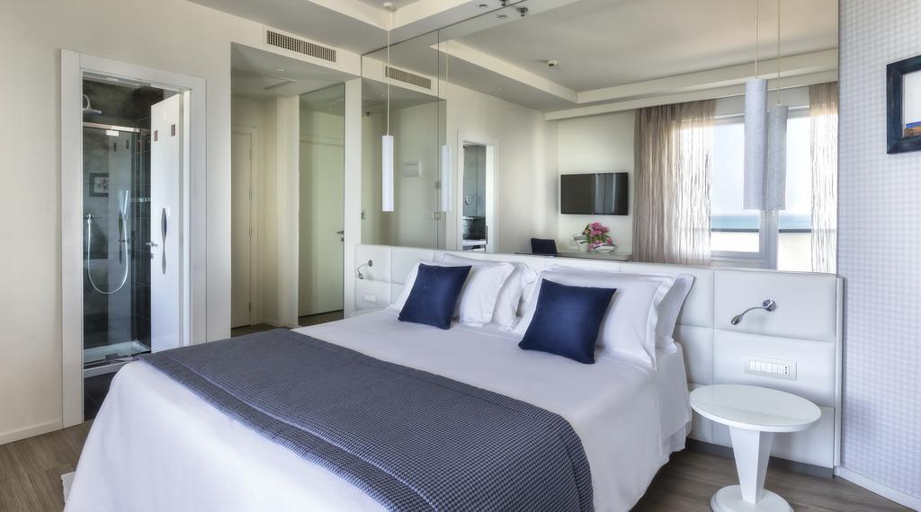 Hotel Nautico Riccione Esterno foto
