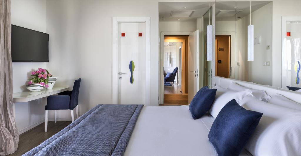 Hotel Nautico Riccione Esterno foto