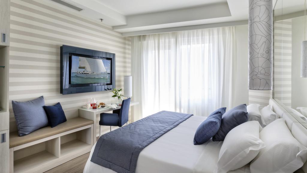 Hotel Nautico Riccione Esterno foto